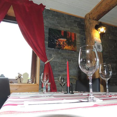 Auberge "La Fourchette Paysanne" Dochamps Ngoại thất bức ảnh