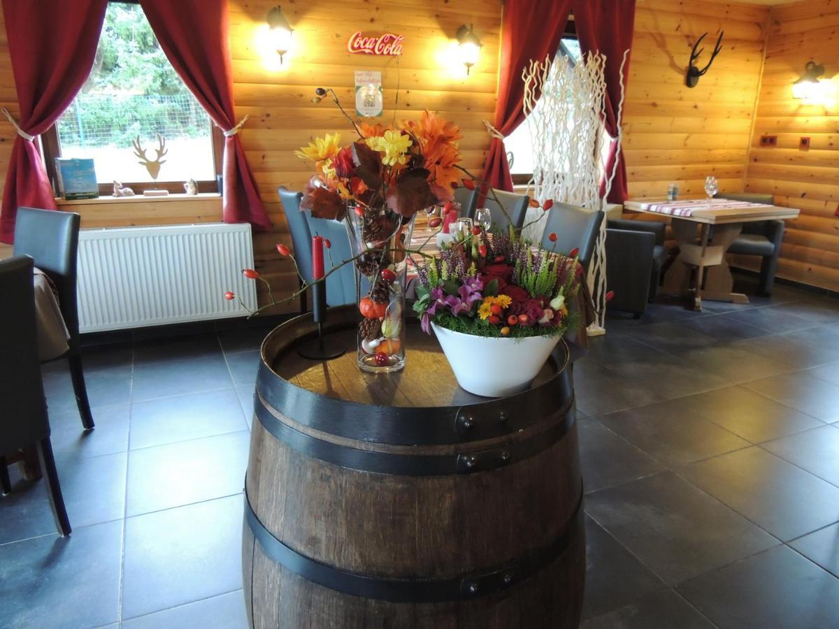 Auberge "La Fourchette Paysanne" Dochamps Ngoại thất bức ảnh